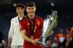 Fran García sustituye a Grimaldo en la Selección