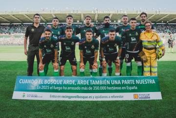 Jogadores do Racing com a camisa especial