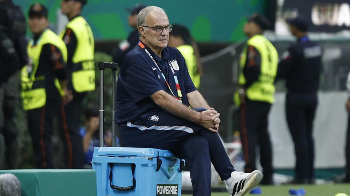 Bielsa 'muere' matando<br>