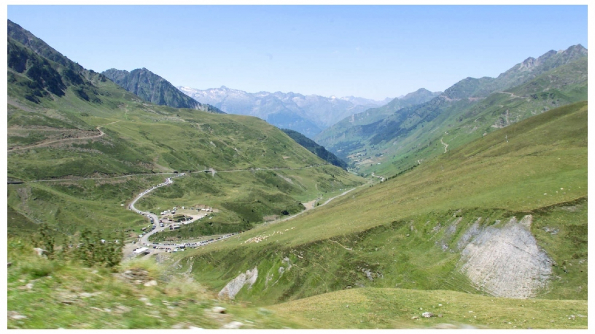 El etapón del  Tourmalet, en directo: Visma tiene ganas de liarla desde el inicio