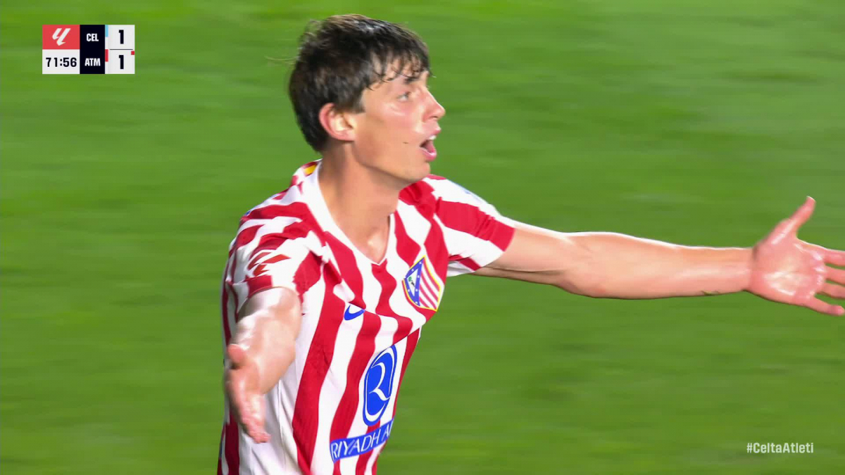  El Atlético sobrevive a su suicidio 