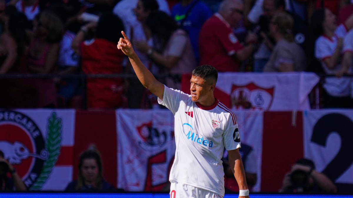  Alexis y su efusiva celebración: &quot;Se me fue, la verdad es que le tengo un cariño enorme al Barcelona&quot; 