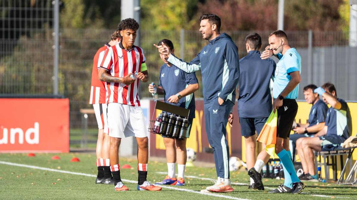  Valverde premia al juvenil Selton y le sube a entrenar con el primer equipo 