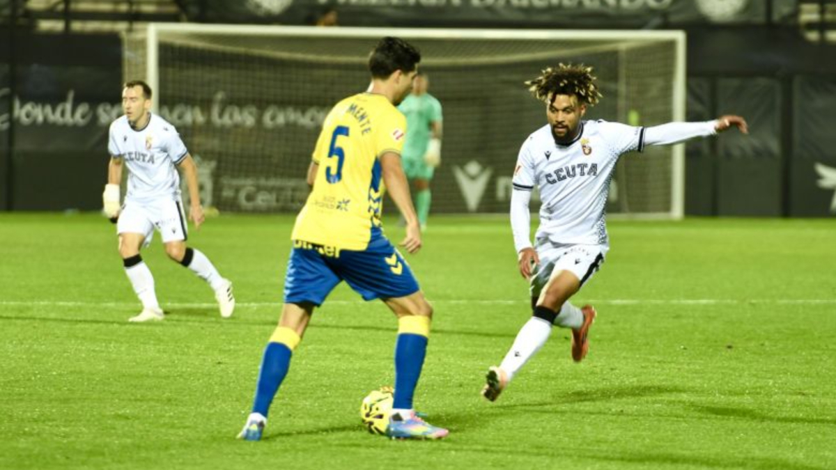 El Ceuta se agarra al Murube y rasca un punto en el 89'