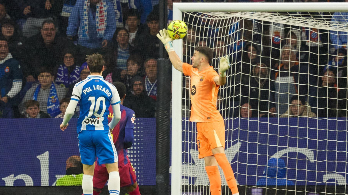 La espectacular parada de Joan García a Pere Milla que podría ser la mejor del año