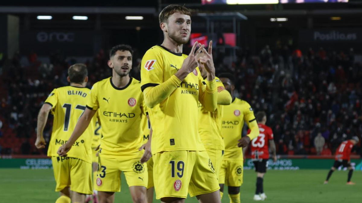 El Girona incendia el descenso tras asaltar Mallorca