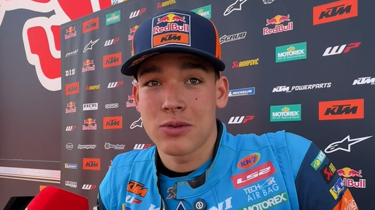  "Había un camello en mitad y he dicho, 'bueno, me aparto yo porque no se está apartando él"