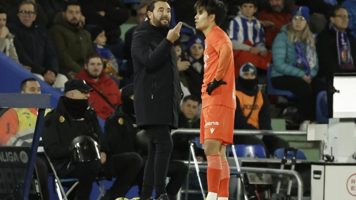 La teoría del lápiz de Bordalás para explicar su "no me merezco esto"<br>