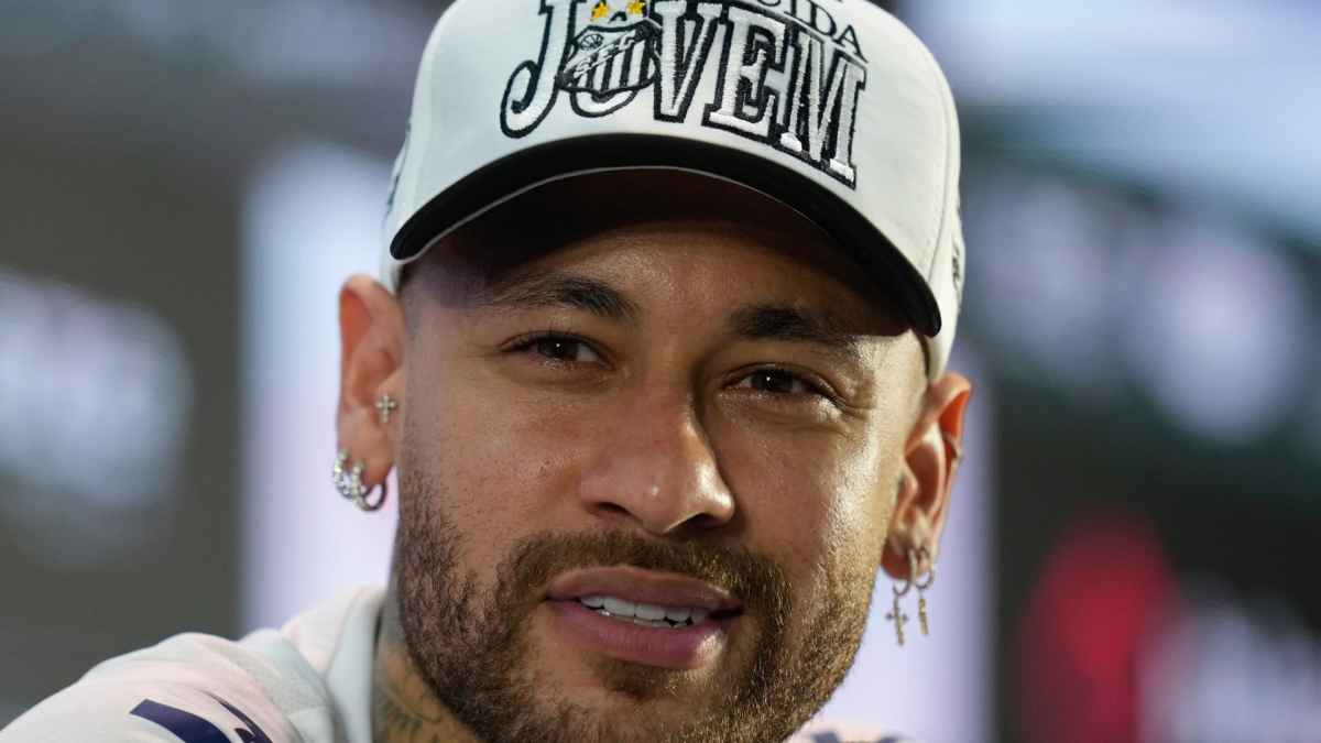 Neymar elige a un jugador del Madrid como el mejor centrocampista del mundo