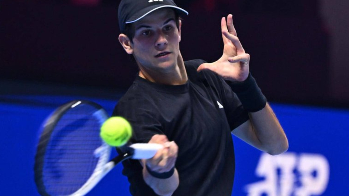 Rafa Jódar quema etapas y gana su primer partido en un 'Grand Slam'