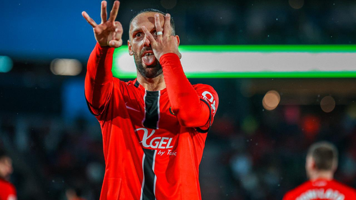 Guzmán le quita el foco a Muriqi