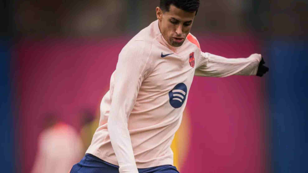 Cancelo redebuta con el Barça jugando de lateral izquierdo