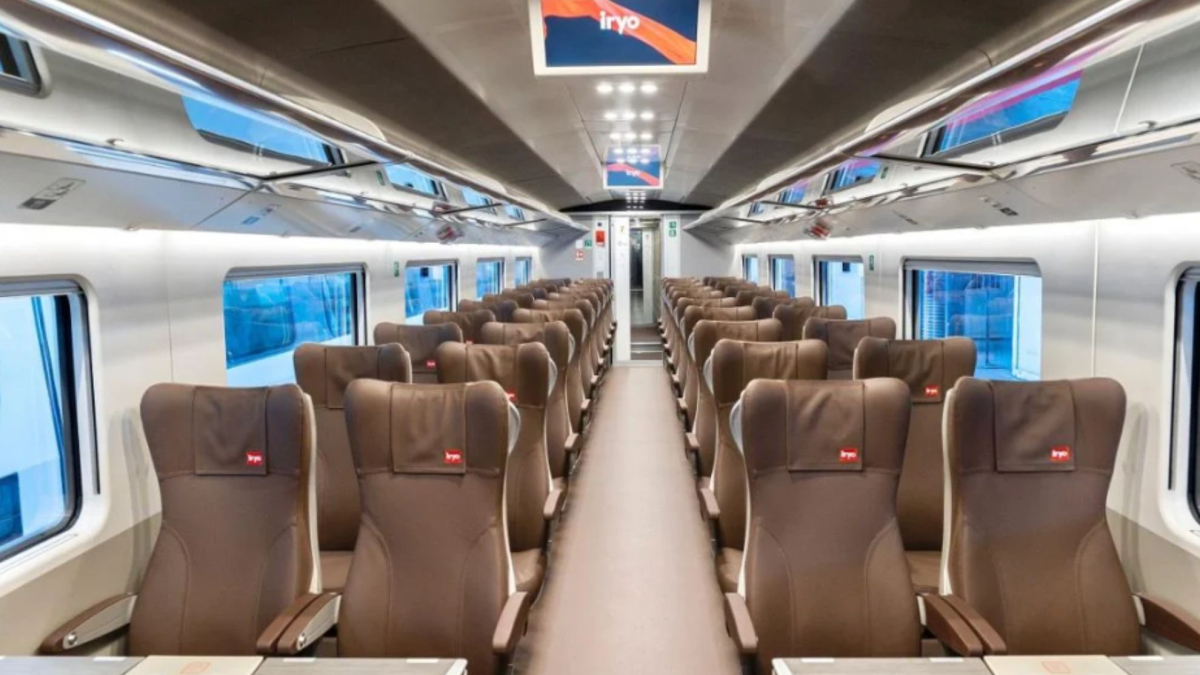 ¿Por qué los trenes de alta velocidad no llevan cinturones y los aviones sí?