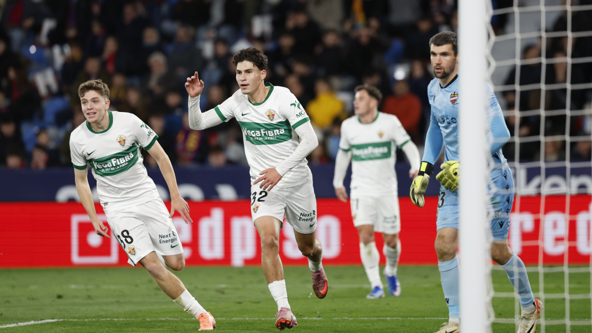 Boayar marca de chilena uno de los goles de LaLiga