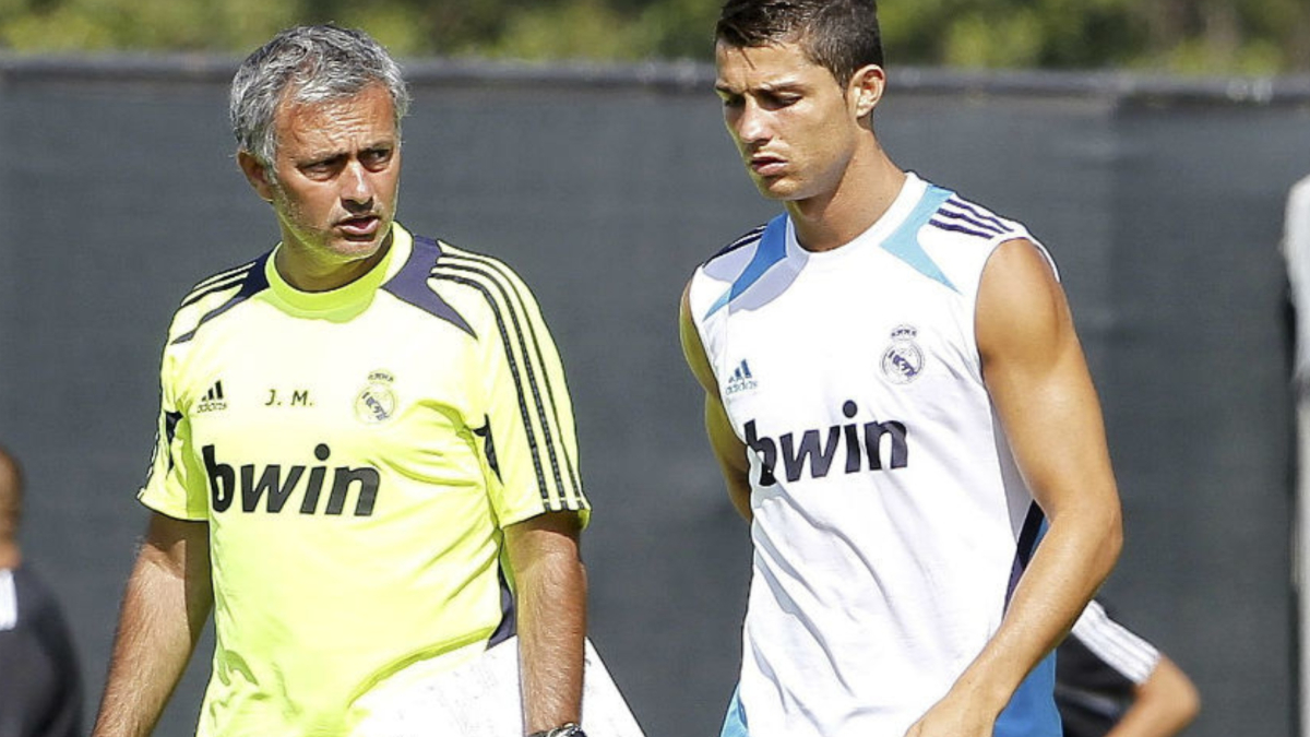 Karanka desvela los detalles del broncón entre Cristiano y Mourinho: “Se lo dijo casi llorando”