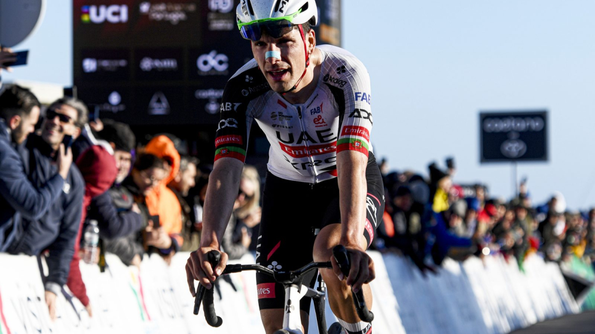 Algo pasa con Almeida: sin Giro ni Tour y pocas certezas