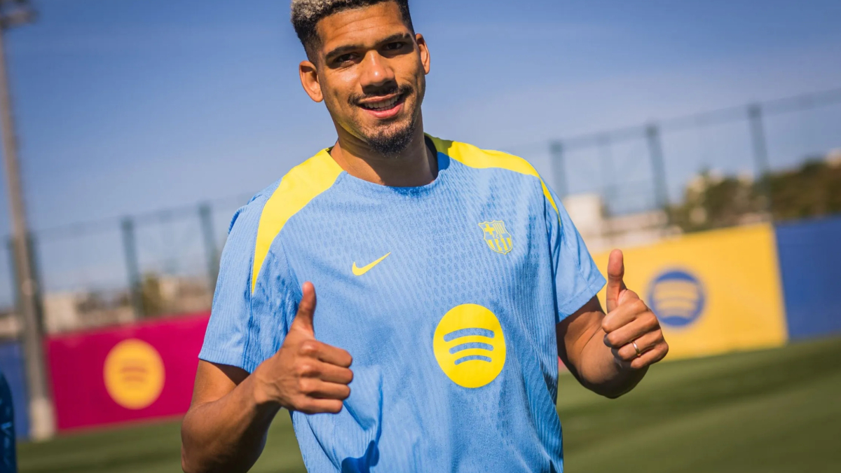 El Inter se retira de la puja por Araujo