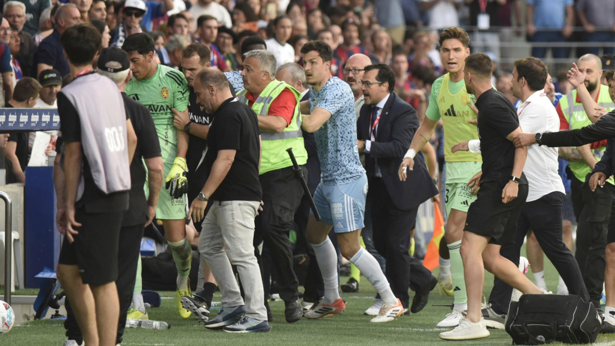 El Zaragoza tomará medidas contra Andrada y el Huesca acepta las disculpas<br>