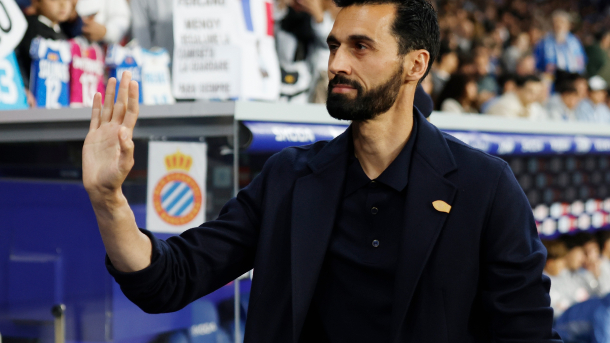 Madrid meddelar att Arbeloa lämnar klubben