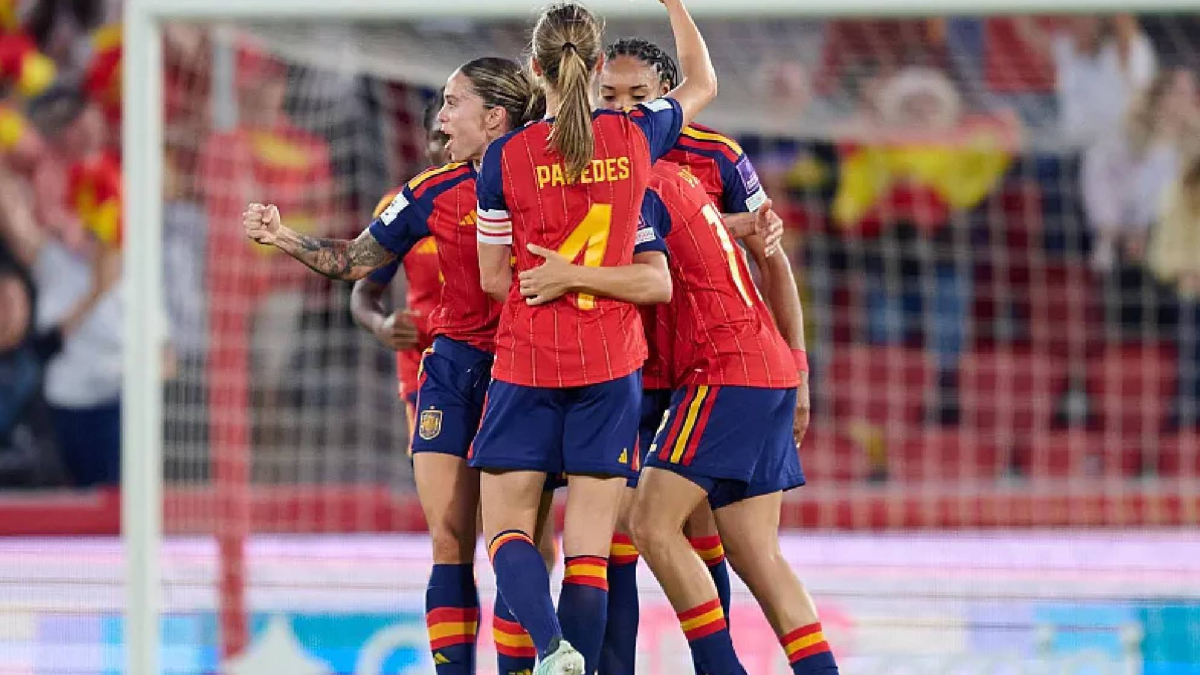 España busca plaza en el Mundial de Brasil