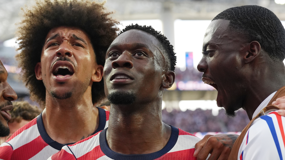 Pichichi y MVP Balogun... pero no puede con Raúl Jiménez en la general