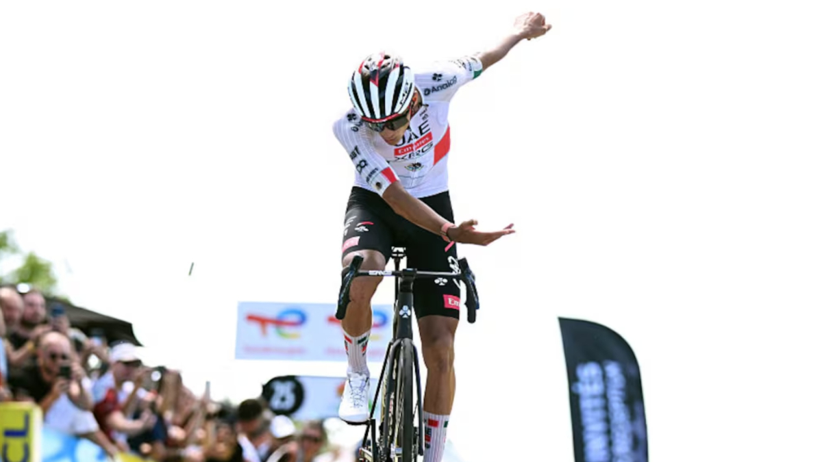 Isaac del Toro regerar i kaos och Paul Seixas sjunker i Auvergne-Rhône-Alpes Tour