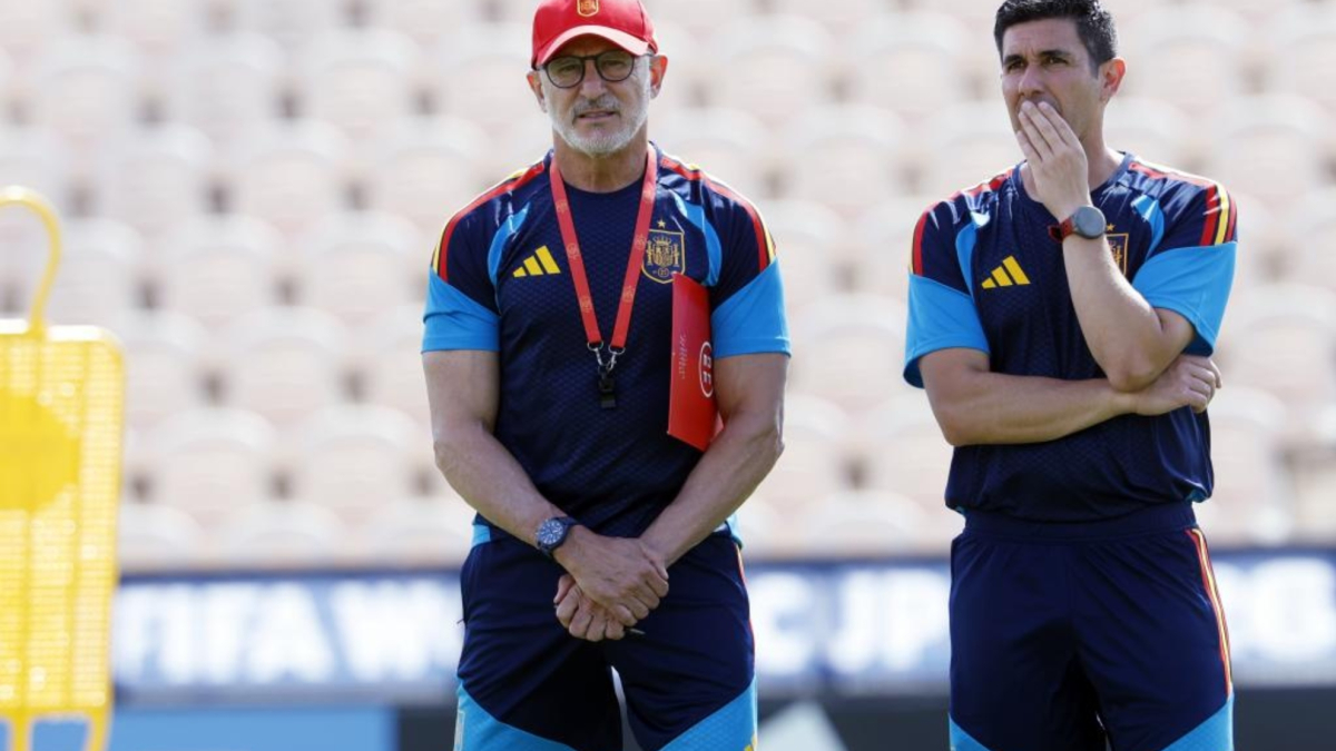 De la Fuente, en directo: "¿Cucurella? Soy feliz si él es feliz"