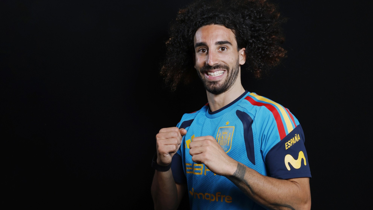Real Madrid signs Cucurella