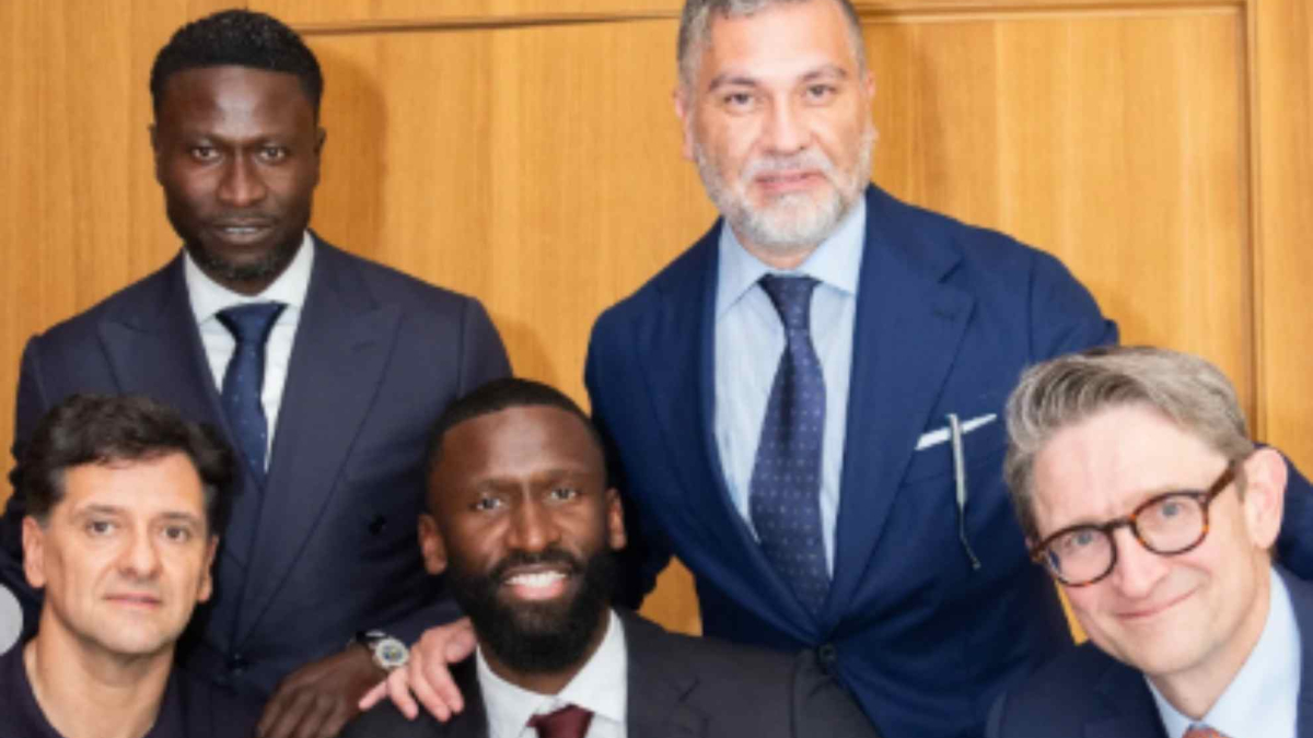 ¿Quién es quién en la foto de la renovación de Rüdiger?