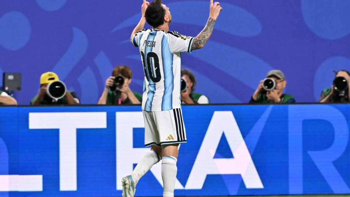 Leo caza a Klose y supera a Pelé<br>