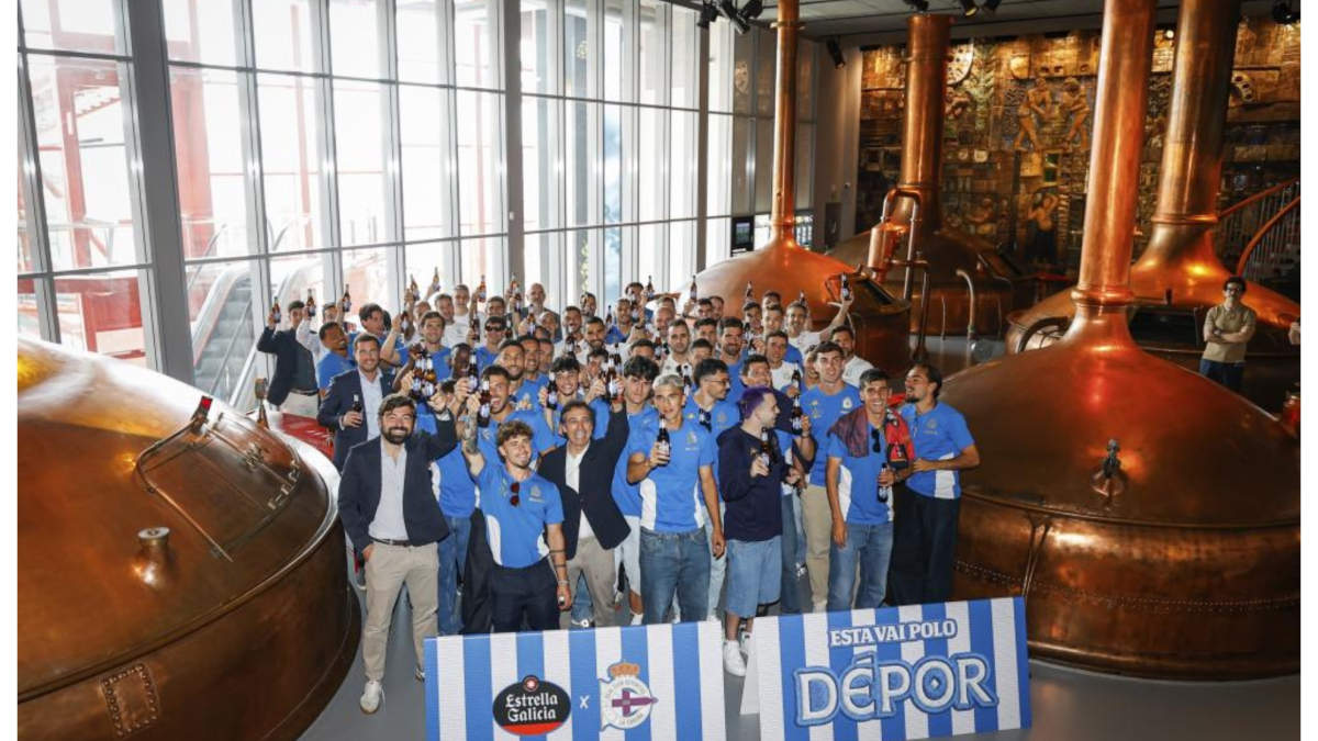 El Dépor inicia la consulta para el cambio de nombre del club