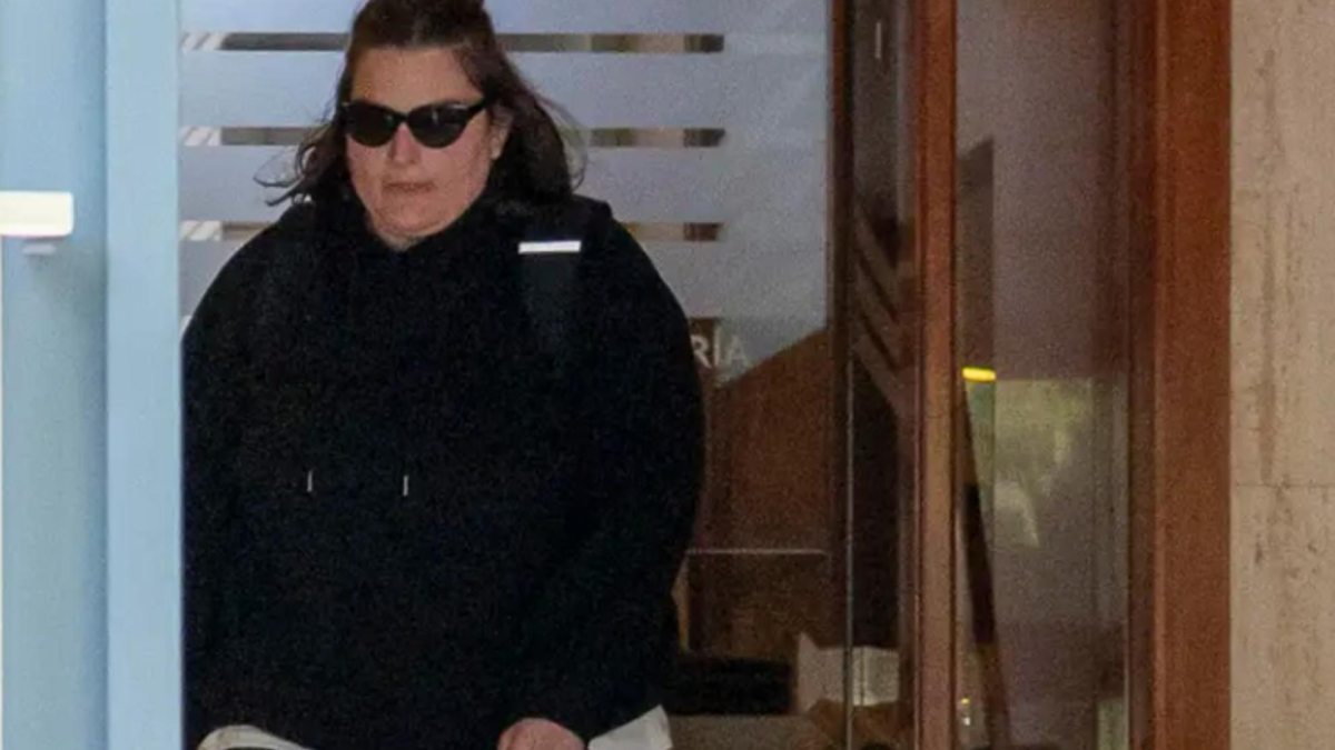 El juez Calama imputa a las hijas de Rodríguez Zapatero y a su secretaria en el 'caso Plus Ultra'