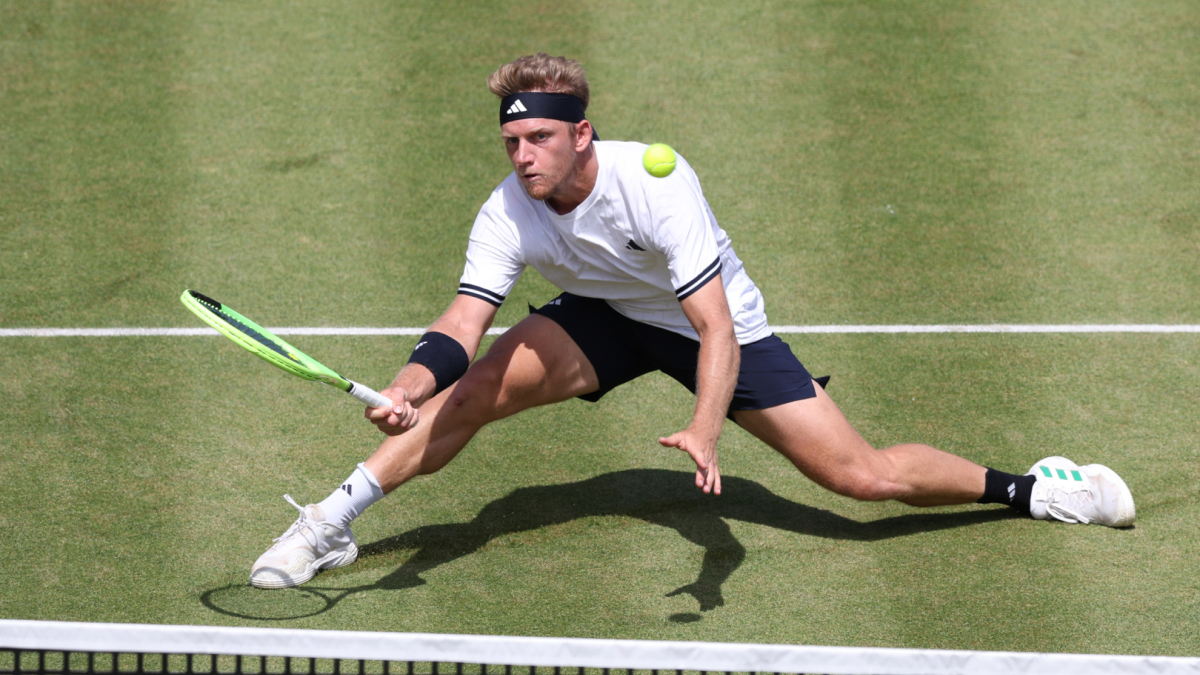 Davidovich toca techo en Queen's