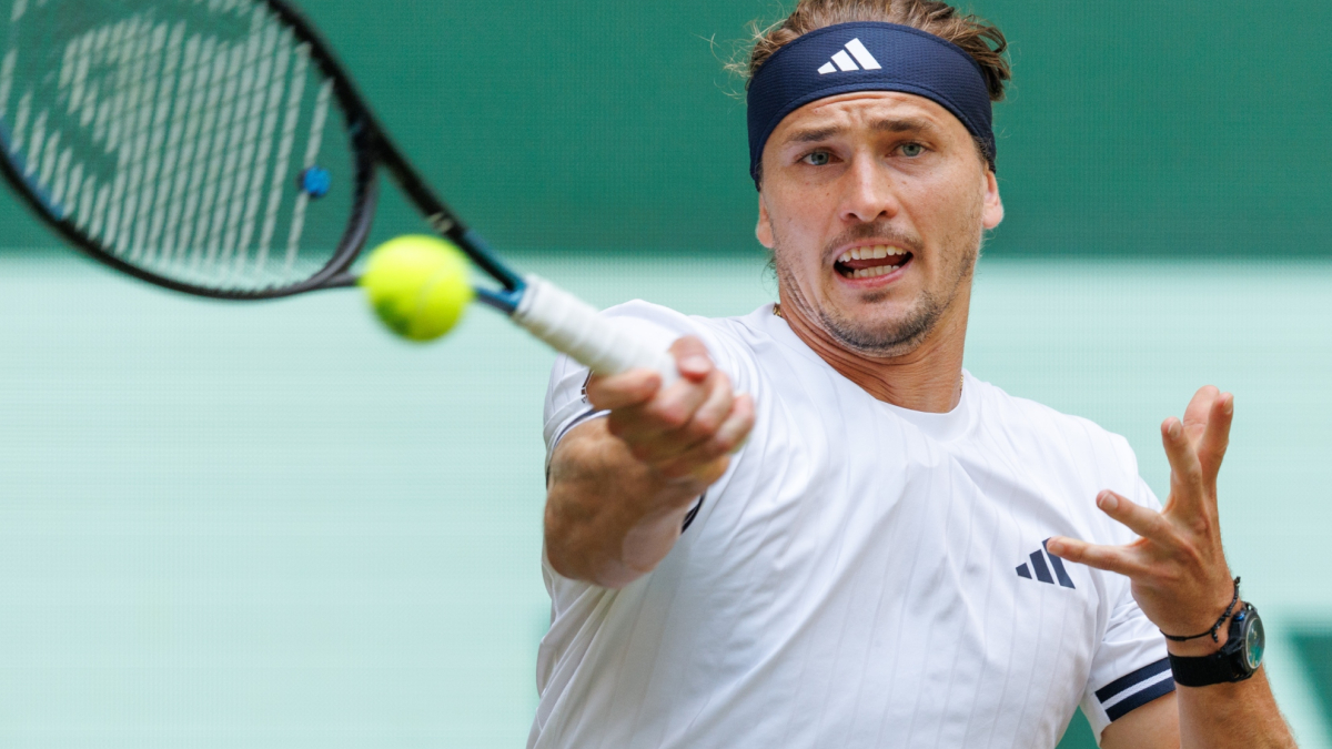 Zverev encadena 10 victorias, pasa a semifinales de Halle y se acerca más a Alcaraz en el ranking ATP