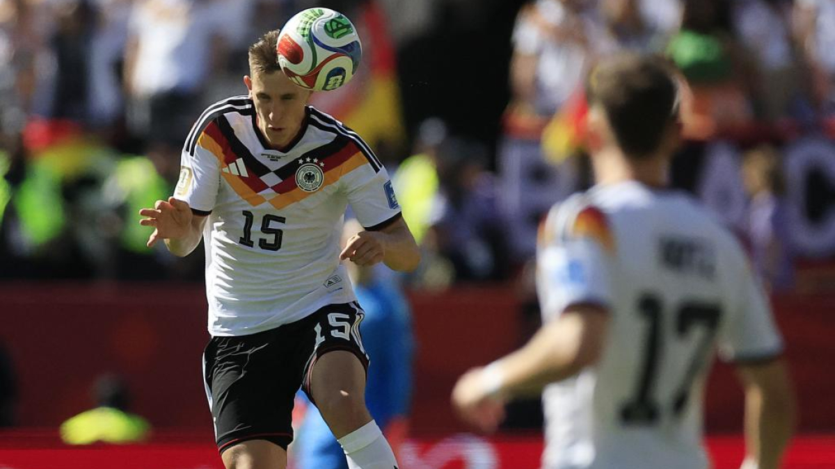 Duro palo para Alemania