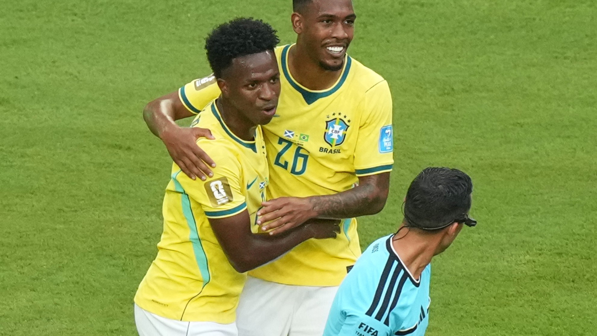 El patrocinador del VAR en el Mundial ironiza tras el gol anulado a Vinicius: "No somos responsables del mal uso"