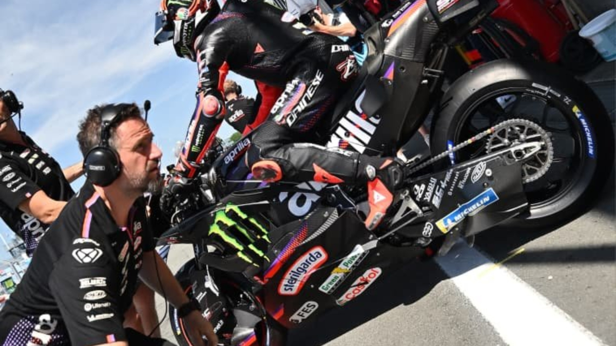 Bezzecchi y Aprilia replican y Marc Márquez se controla