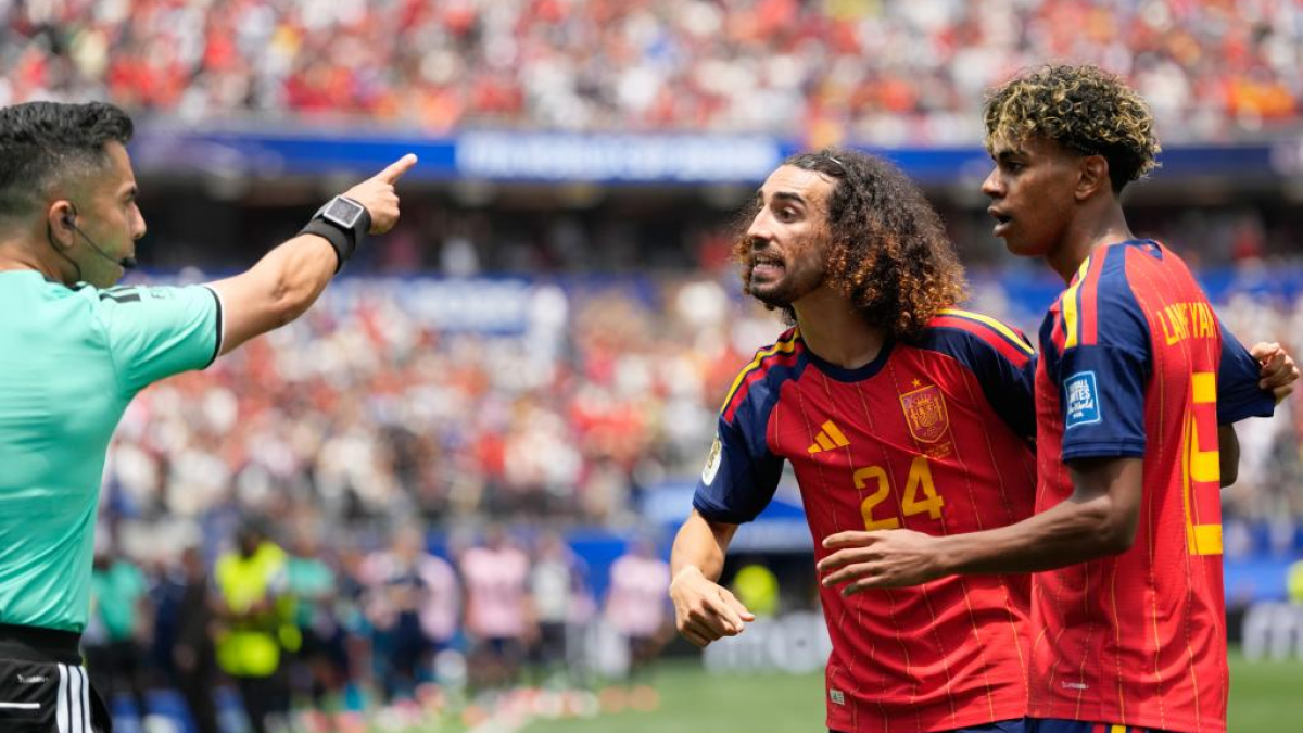 "Era gol legal de Cucurella, no hay falta al portero"