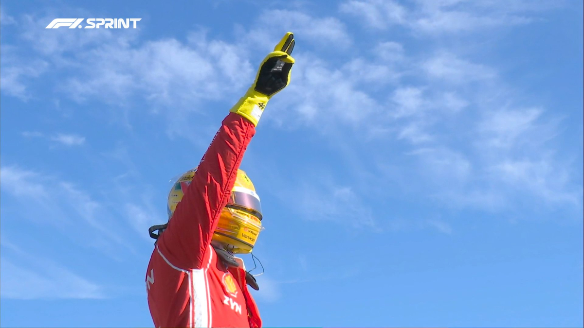 Hamilton desata la locura en casa con una minipole por 0.011