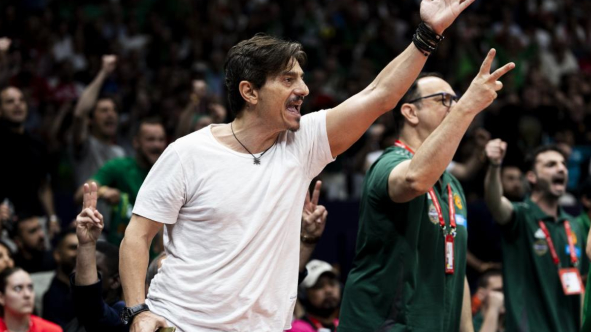 El dueño del Panathinaikos, avisa: "Hoy podría anunciar cuatro bombas"