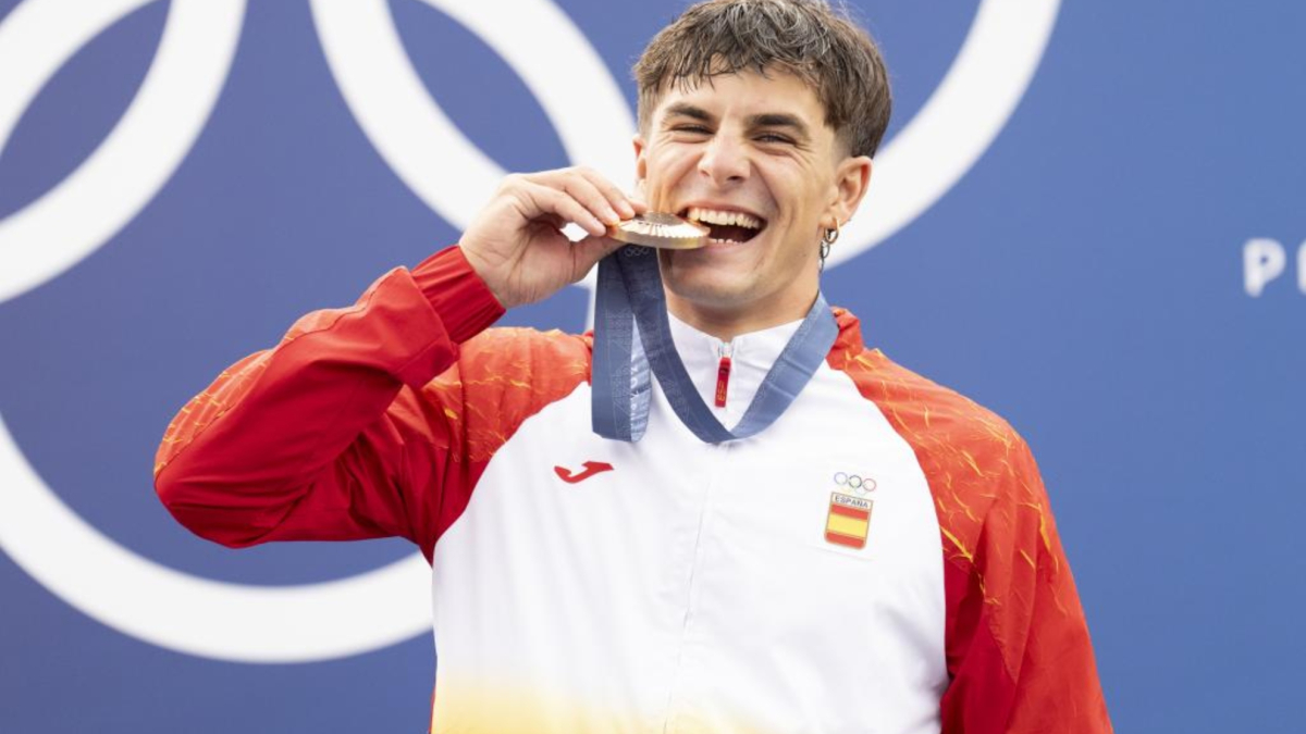 Le roban el bronce olímpico a Pau Echániz