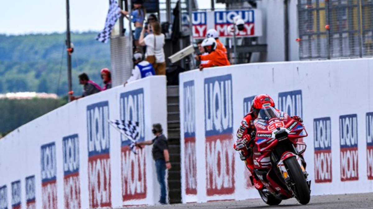 Marc Márquez empieza a tirar