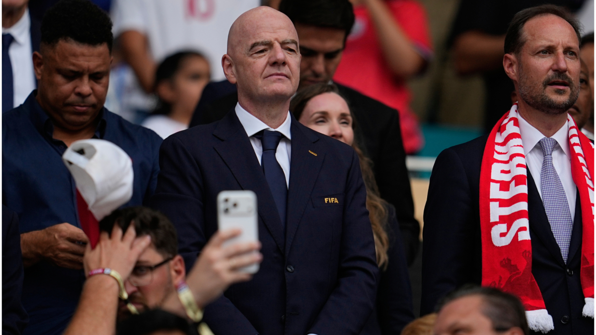 ¡Locura!: Infantino dice que FIFA estudiará el Mundial 2030 con 64 equipos
