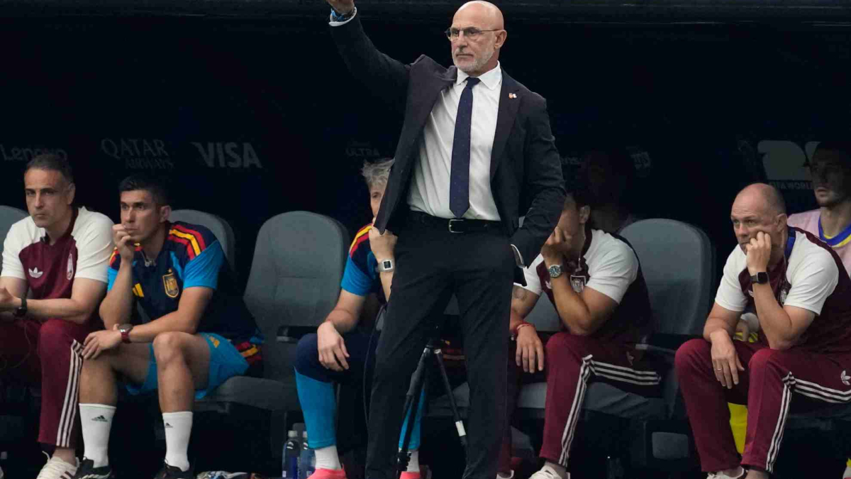 Roberto Gómez revela el mensaje que le dio Luis de la Fuente al inicio del Mundial