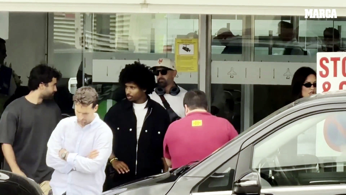 Adeyemi aterriza en Barcelona