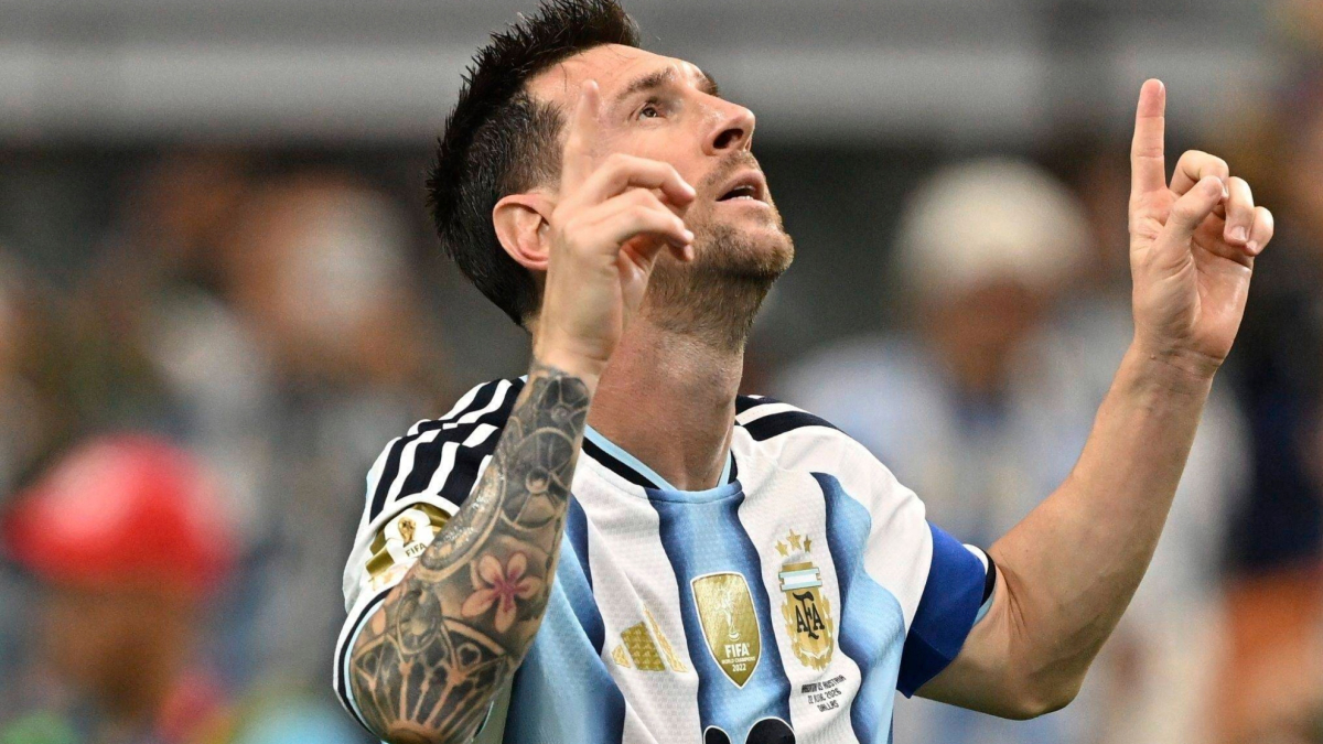 El lateral al que se refirió De la Fuente desvela el calvario que fue jugar contra Messi