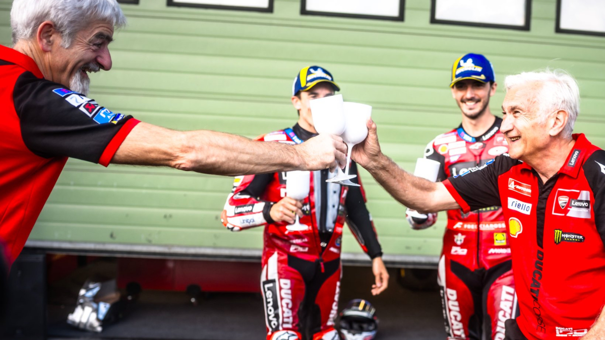 El jefe de Marc Márquez aprieta a sus ingenieros: "Espero que aporten algo pronto"