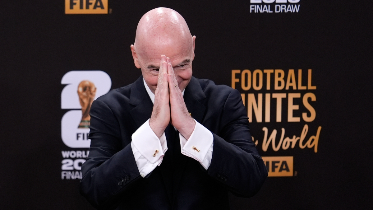 Infantino convoca de urgencia al núcleo duro de FIFA en Rabat