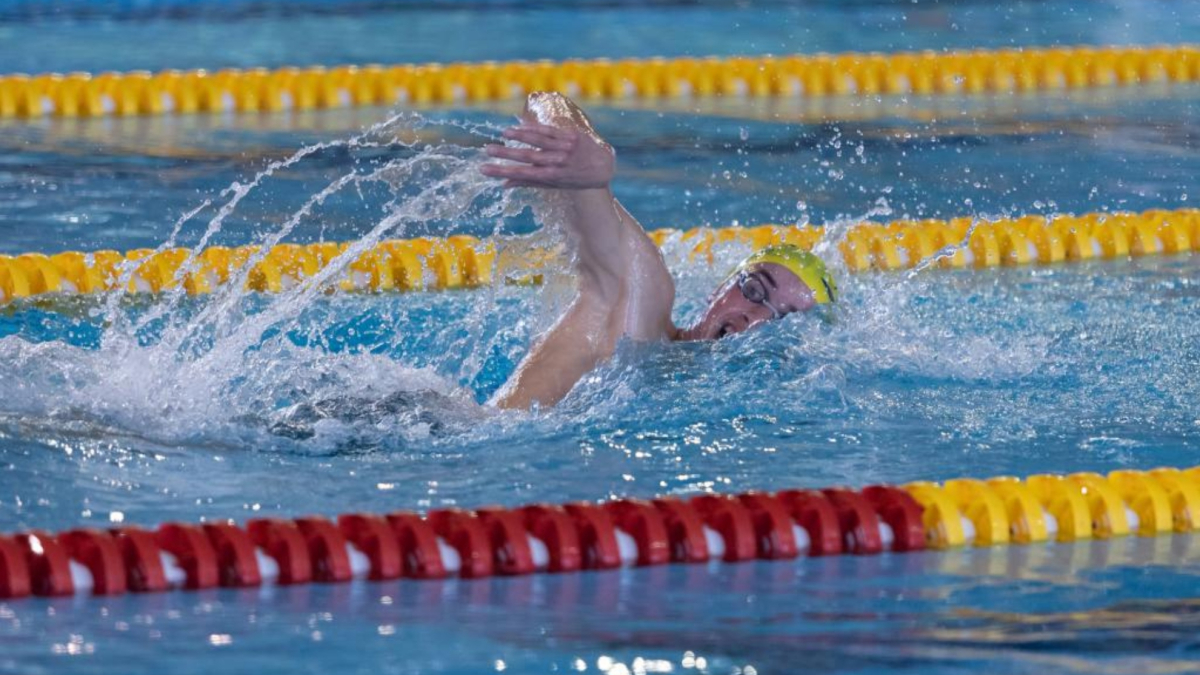 Carlos Garach repite récord de España en 800 libre
