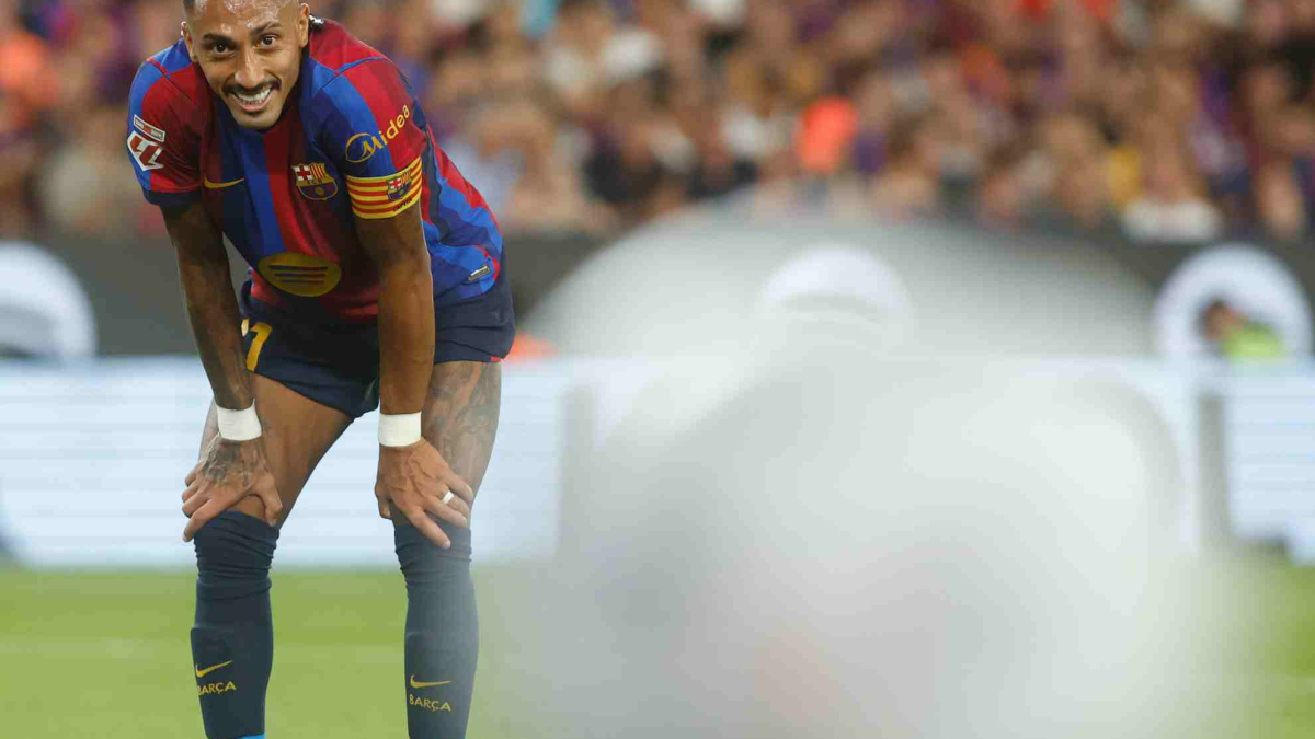 Raphinha vuelve a Barcelona: tiene un pequeño edema muscular